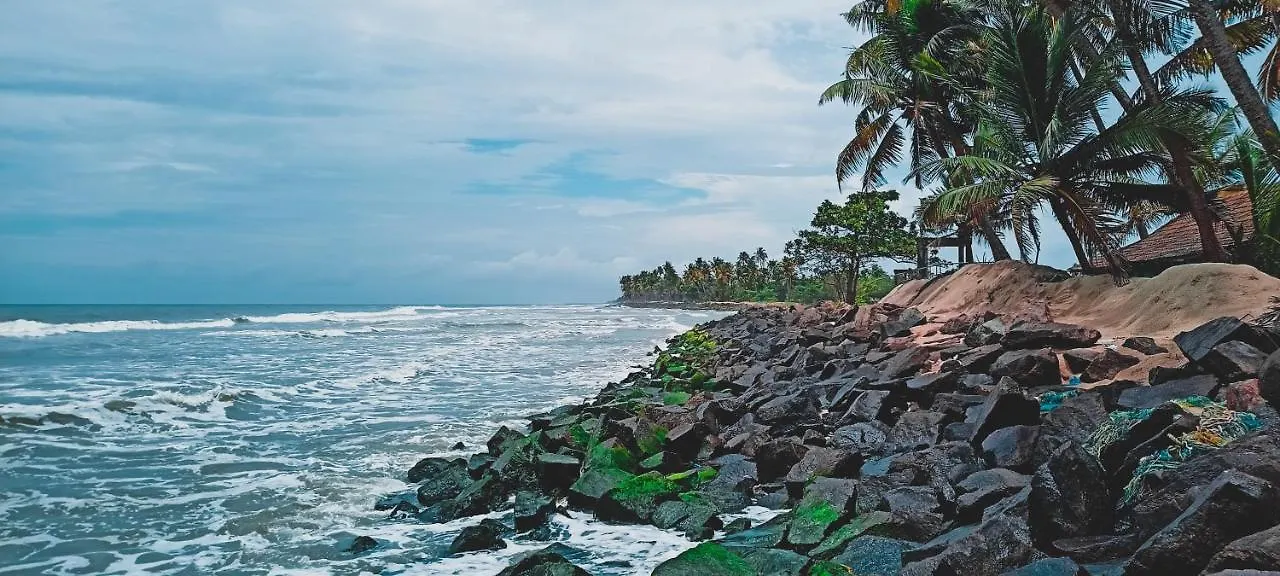 Shore Beach Homestay Turavūr